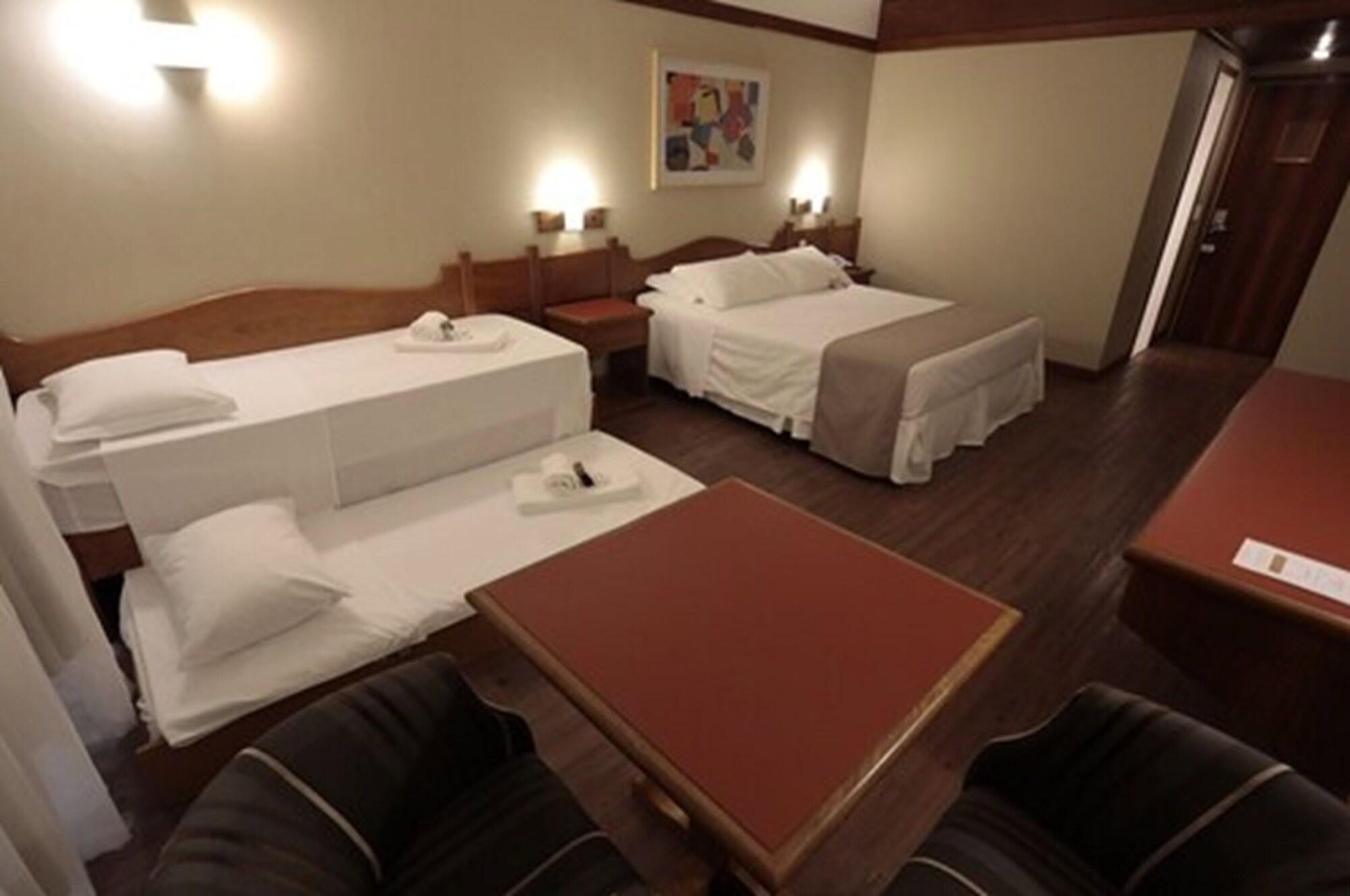Tri Hotel كانيلا المظهر الخارجي الصورة