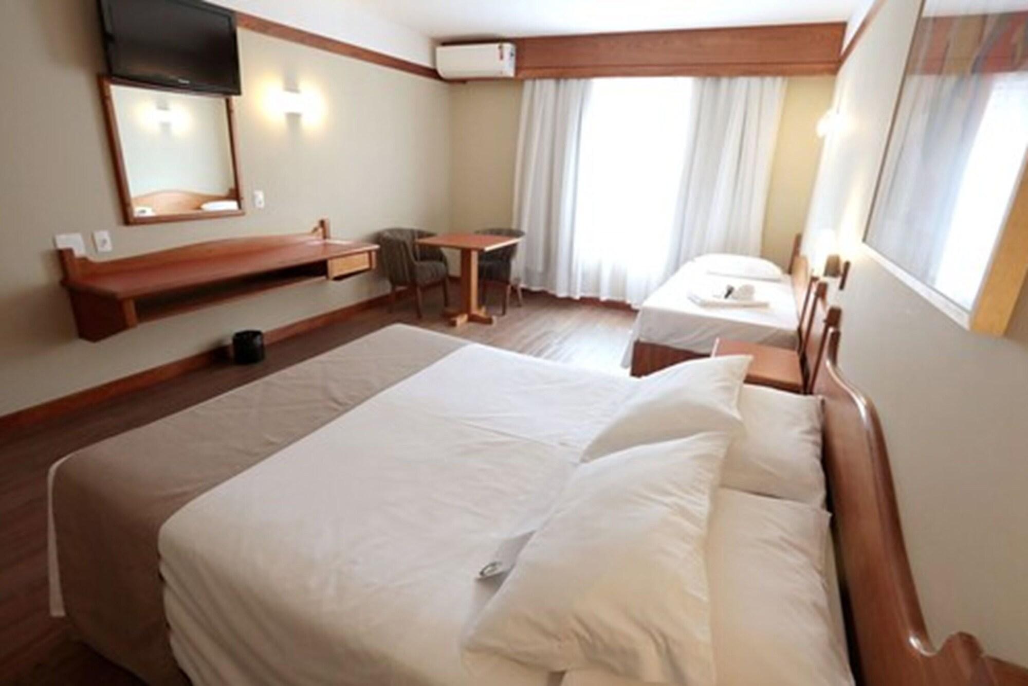 Tri Hotel كانيلا المظهر الخارجي الصورة