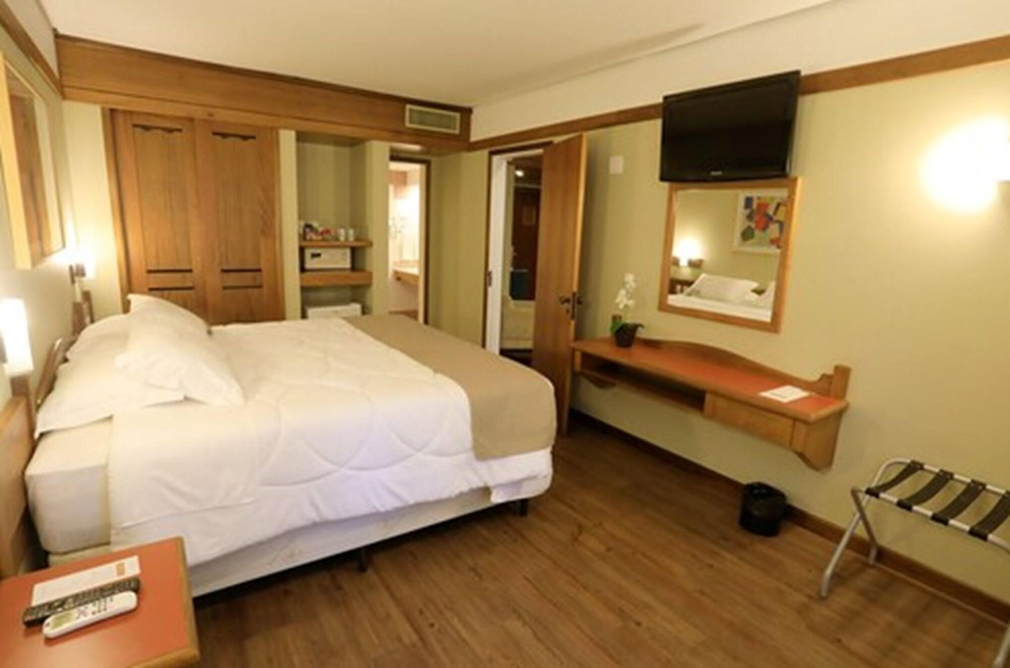 Tri Hotel كانيلا المظهر الخارجي الصورة