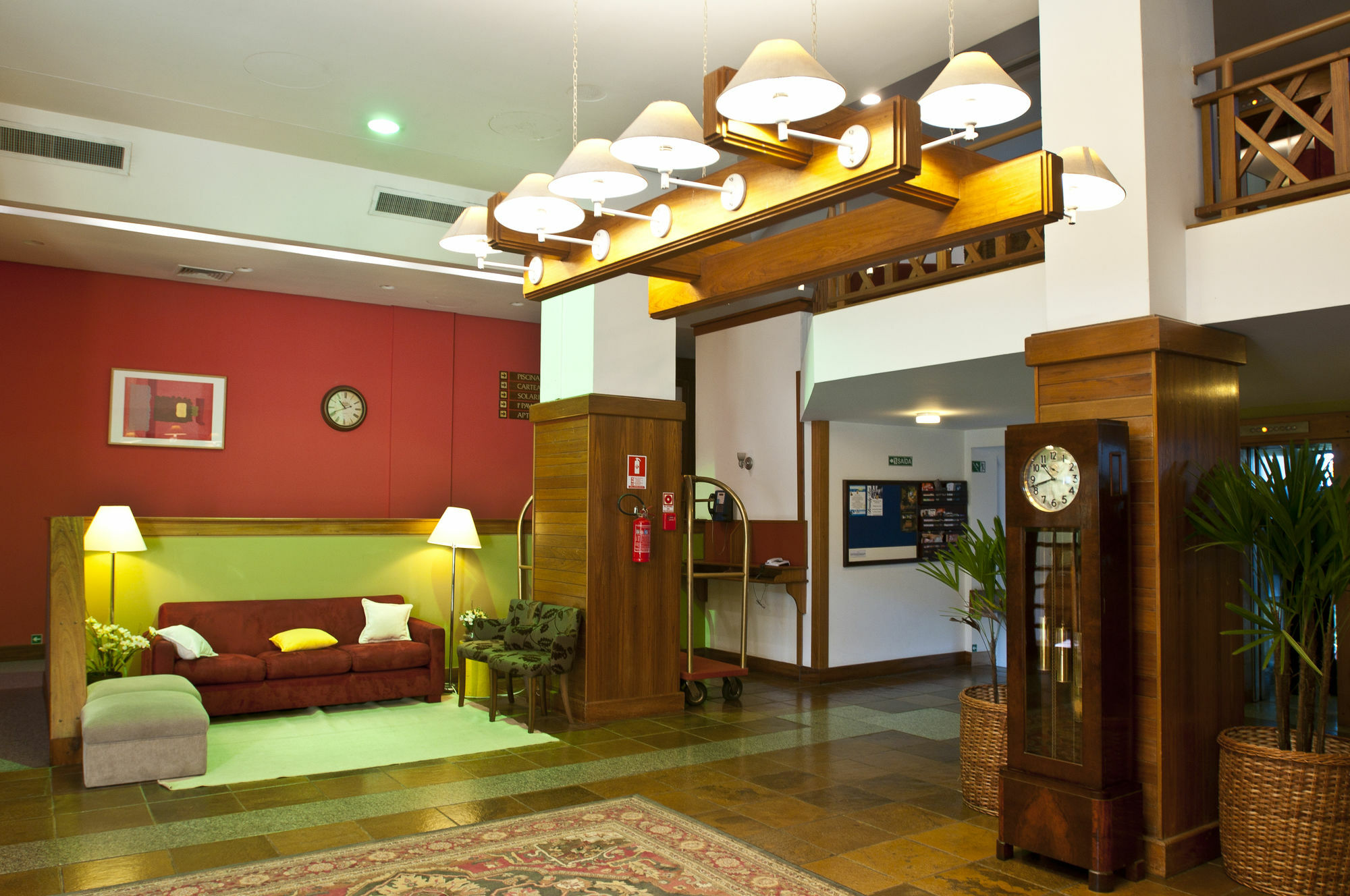 Tri Hotel كانيلا المظهر الخارجي الصورة