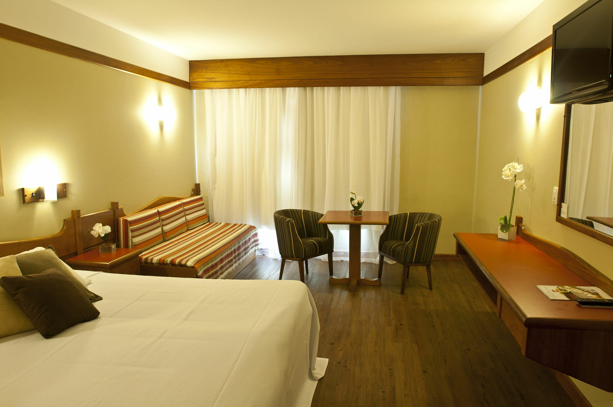Tri Hotel كانيلا المظهر الخارجي الصورة